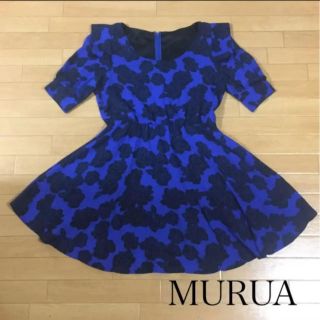 ムルーア(MURUA)の美品 MURUA ひざ丈ワンピース 花柄(ミニワンピース)