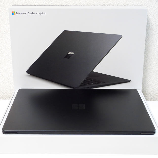 スマホ/家電/カメラMicrosoft Surface Laptop2 i5 SSD256GB 黒