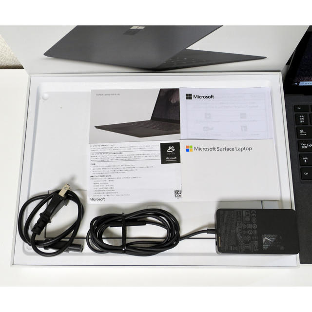 Microsoft Surface Laptop2 i5 SSD256GB 黒