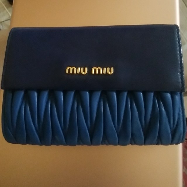 さらに‼️お値下げしました✨miumiu マトラッセ　折り財布