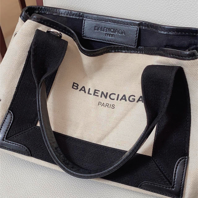 Balenciaga - 3日限定値下げ‼︎ バレンシアガバッグXSの通販 by a♡'s ...