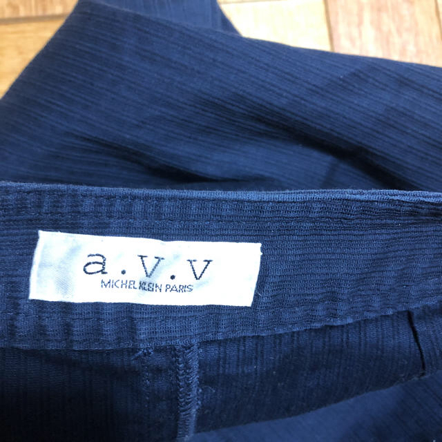 a.v.v(アーヴェヴェ)のa.v.v  タイトスカート  レディースのスカート(ひざ丈スカート)の商品写真