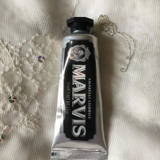 マービス(MARVIS)のマービス　アマレリ・リコリス  25ml(歯磨き粉)