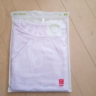 ユニクロ(UNIQLO)のUNIQLO Tシャツ半袖　カットソー　女の子　80(シャツ/カットソー)