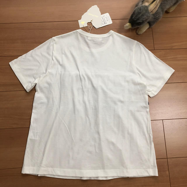 JaneMarple(ジェーンマープル)のyジェーンマープル　ベルベットリボントリミングTシャツ　新品未使用 レディースのトップス(Tシャツ(半袖/袖なし))の商品写真