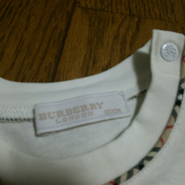 BURBERRY(バーバリー)のバーバリー Tシャツ キッズ/ベビー/マタニティのベビー服(~85cm)(Ｔシャツ)の商品写真