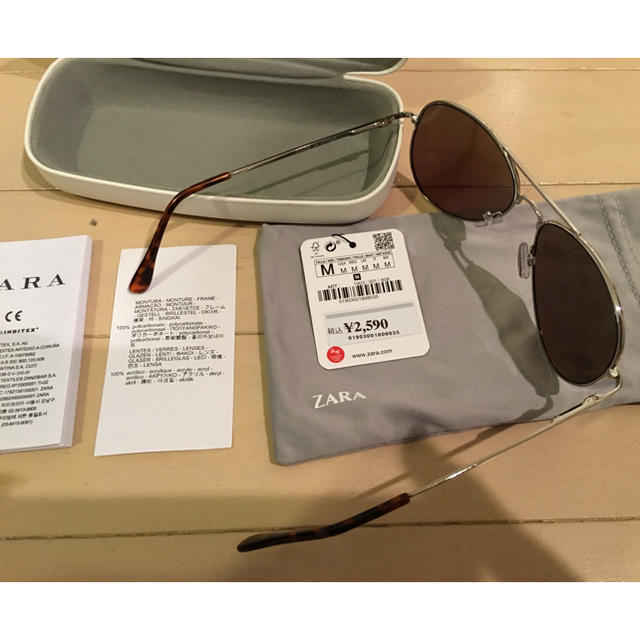 ZARA(ザラ)のZARA☆ブルーミラーサングラス レディースのファッション小物(サングラス/メガネ)の商品写真