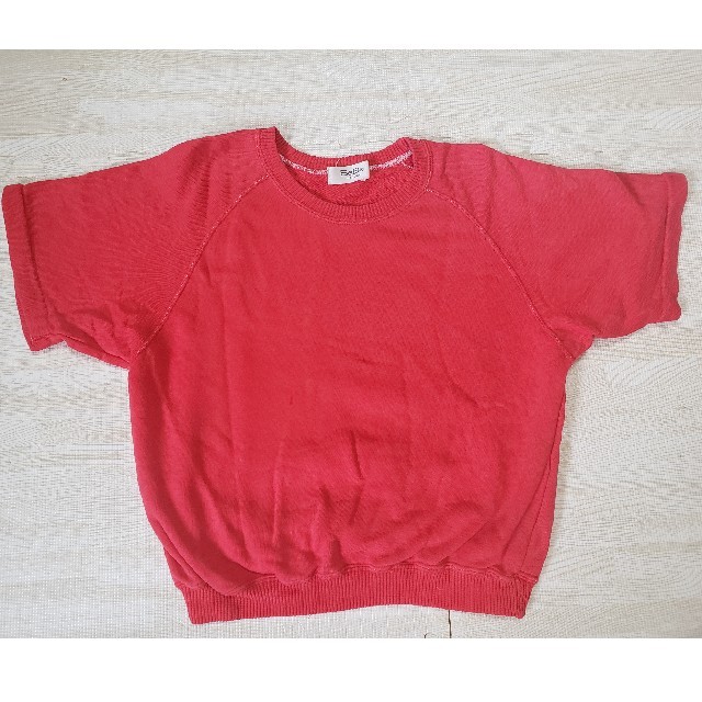 BeBe(ベベ)のBeBe⭐赤半袖トレーナー⭐110 キッズ/ベビー/マタニティのキッズ服男の子用(90cm~)(Tシャツ/カットソー)の商品写真