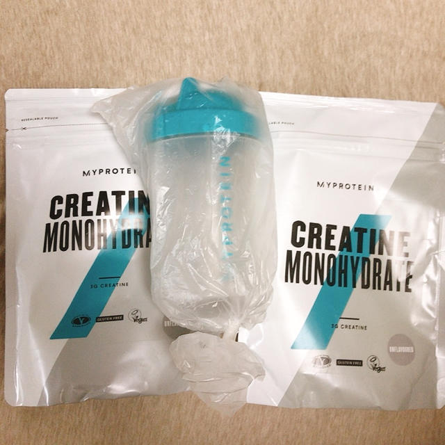 MYPROTEIN(マイプロテイン)の【新品マイプロテインクレアチンハイドレート250ｇ×2＋シェイカー400ml 食品/飲料/酒の健康食品(その他)の商品写真