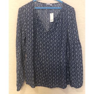 ギャップ(GAP)の新品タグ付き　GAP ギャップ　花柄　カットソー　ブラウス　シャツ　13号(シャツ/ブラウス(長袖/七分))