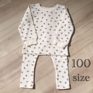 シマムラ(しまむら)のさくらんぼ柄パジャマ　100size(パジャマ)