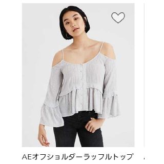 アメリカンイーグル(American Eagle)のアメリカンイーグル オフショルダーラッフルトップス(シャツ/ブラウス(長袖/七分))