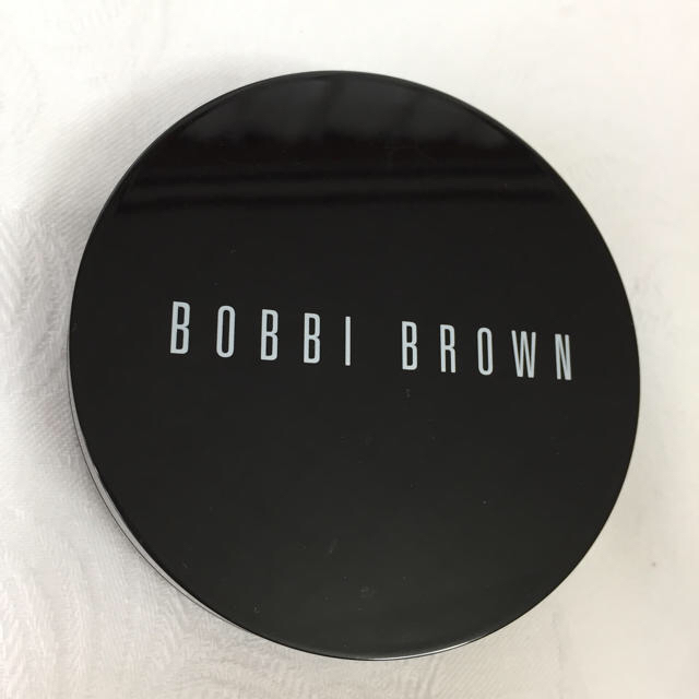 BOBBI BROWN(ボビイブラウン)の【used】ボビイブラウン ブロンジングパウダー 01 ゴールデンライト コスメ/美容のベースメイク/化粧品(フェイスパウダー)の商品写真