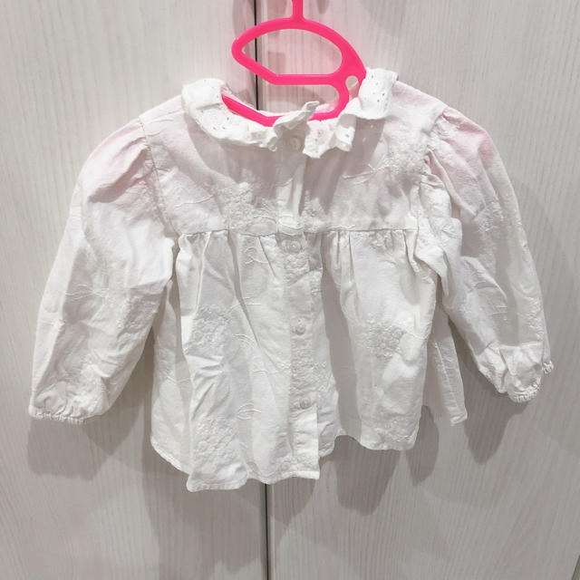 ZARA KIDS(ザラキッズ)のブラウス キッズ/ベビー/マタニティのベビー服(~85cm)(シャツ/カットソー)の商品写真