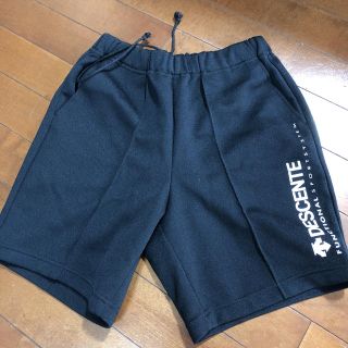 デサント(DESCENTE)のDESCENTE ハーフパンツ　S(トレーニング用品)