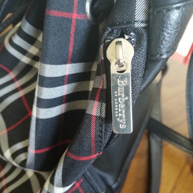 BURBERRY BLUE LABEL(バーバリーブルーレーベル)のBURBERRY BLUE LABEL　リュック レディースのバッグ(リュック/バックパック)の商品写真