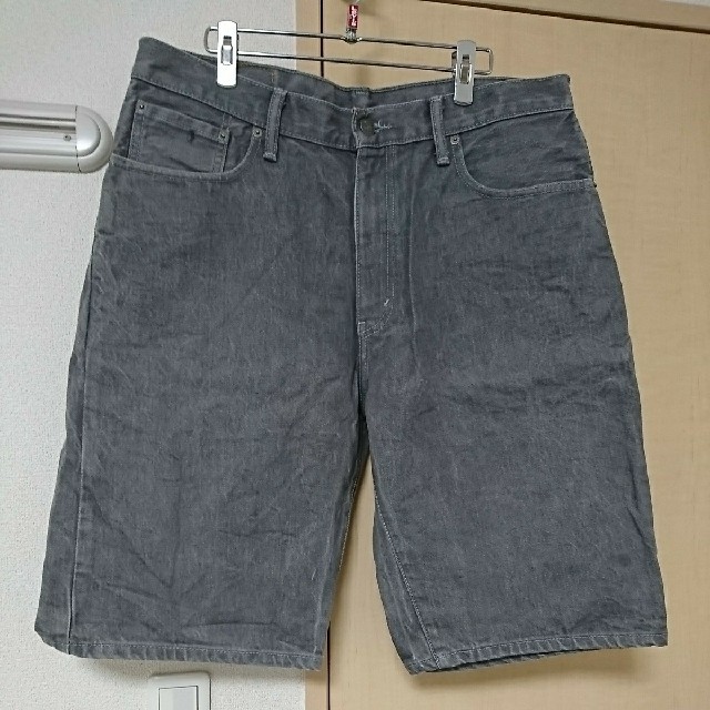 Levi's(リーバイス)のリーバイス◎グレーデニムハーフパンツショートパンツ◎569◎W34ユーズド加工 メンズのパンツ(ショートパンツ)の商品写真