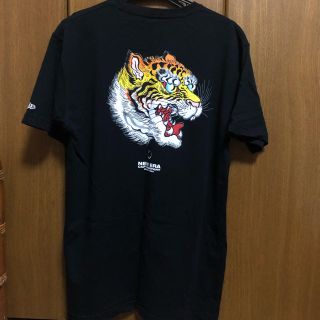 ニューエラー(NEW ERA)のバックプリント　newera 阪神タイガース　コラボTシャツ　背面(Tシャツ/カットソー(半袖/袖なし))