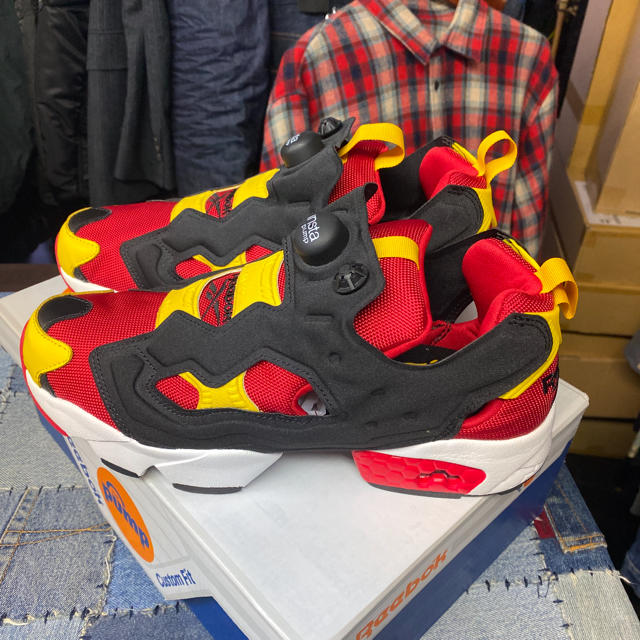 Reebok(リーボック)の【新品】Reebok INSTA PUMP FURY スニーカー 26.5cm メンズの靴/シューズ(スニーカー)の商品写真