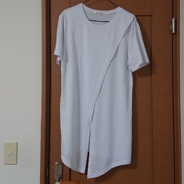 白ロングTシャツ レディースのトップス(Tシャツ(半袖/袖なし))の商品写真