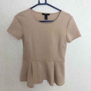 フォーエバートゥエンティーワン(FOREVER 21)のペプラム　トップス(カットソー(半袖/袖なし))