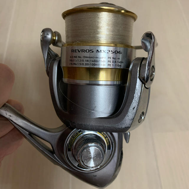 DAIWA(ダイワ)のダイワ レブロス MX２５０６ スピニングリール　DAIWA スポーツ/アウトドアのフィッシング(リール)の商品写真