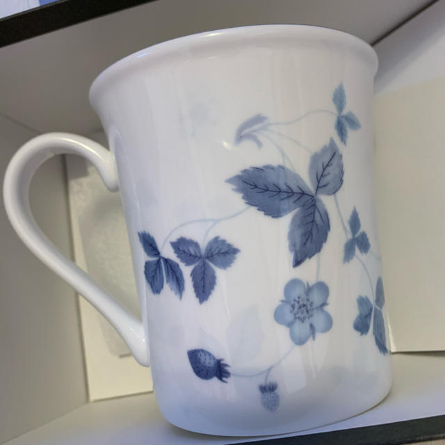 ウエッジウッド WEDGWOOD ペアマグカップ ストロベリーブルー　新品未使用 1