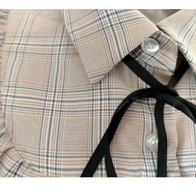 baybay チェック柄 ブラウス 美品 レディースのトップス(シャツ/ブラウス(半袖/袖なし))の商品写真