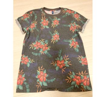 エイチアンドエム(H&M)のH&M 花柄Tシャツ(メンズ)(Tシャツ/カットソー(半袖/袖なし))