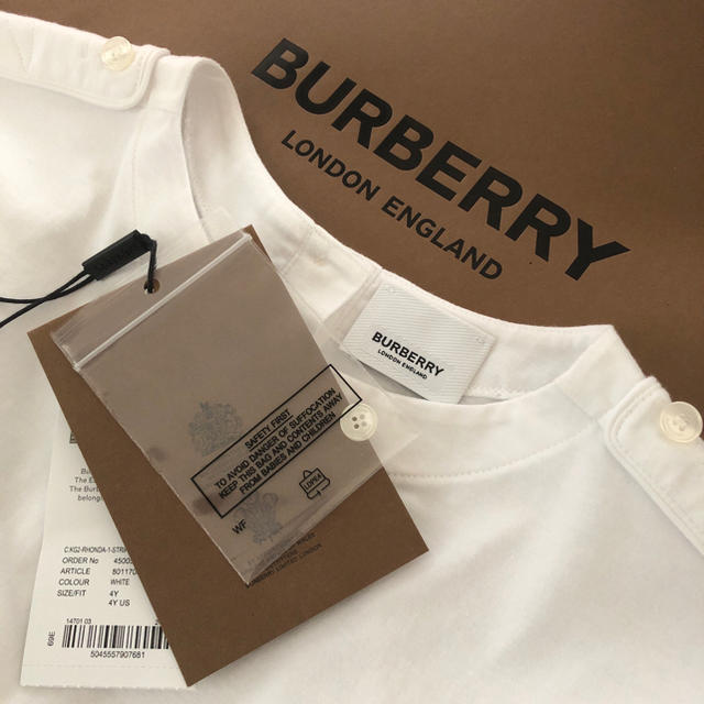 BURBERRY(バーバリー)のバーバリーチルドレン ワンピース 4Y キッズ/ベビー/マタニティのキッズ服女の子用(90cm~)(ワンピース)の商品写真