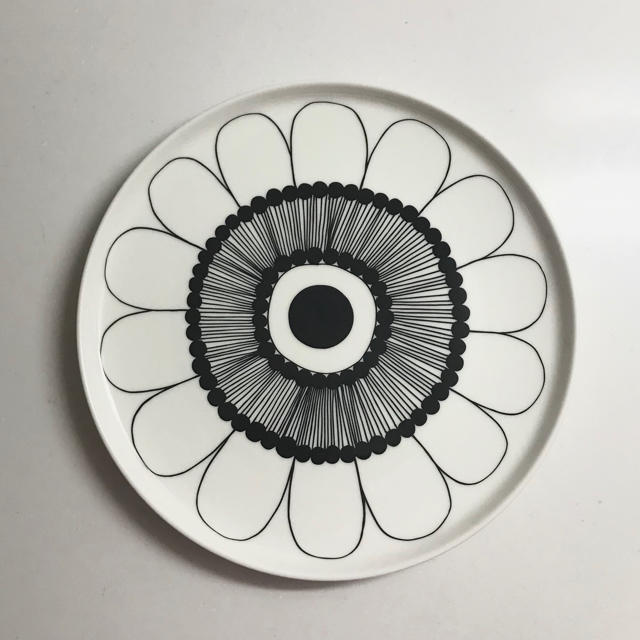 marimekko - 【国内未発売】マリメッコ ケスティト モノトーン 20cm ...