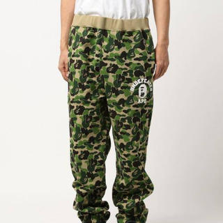 アベイシングエイプ(A BATHING APE)のa bathing ape × undefeated sweatpants(その他)