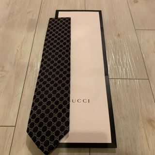 グッチ(Gucci)のGUCCI ネクタイ　ブラック　ゴールド(その他)