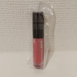 ベアミネラル(bareMinerals)の【新品・未使用】ベアミネラル マーベラス モクシー リップグロス レヴル(リップグロス)