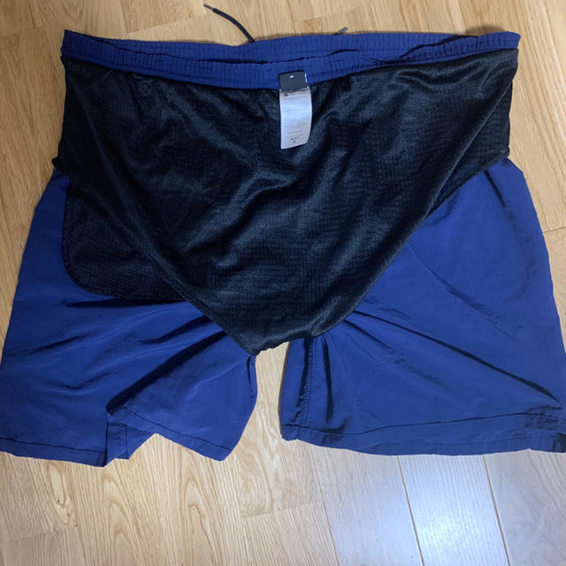 patagonia(パタゴニア)のパタゴニア バギーズショーツ サイズM(XL)紺色  ショートパンツ メンズのパンツ(ショートパンツ)の商品写真