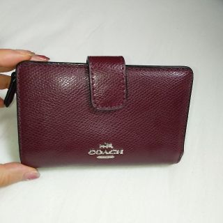 コーチ(COACH)のコーチ　COACH　レザー　ワインレッド　二つ折り　財布　ウォレット(財布)