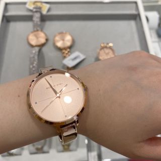 マイケルコース(Michael Kors)のMICHAEL KORS 腕時計　ピンクゴールド(腕時計)