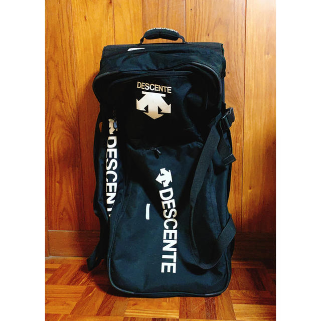 DESCENTE(デサント)のデサント☆布キャリーバッグ レディースのバッグ(スーツケース/キャリーバッグ)の商品写真