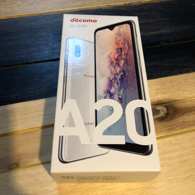 galaxy A20 docomo ギャラクシー