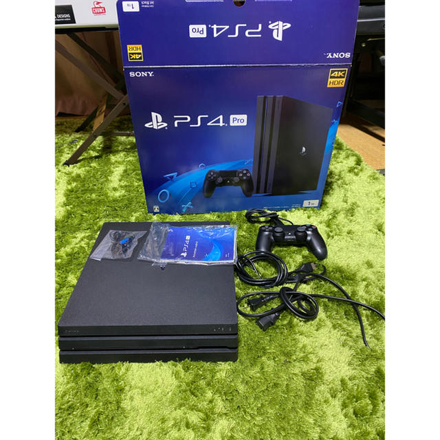 新品未開封 PlayStation4 Pro 本体【おまけソフト付き】-