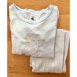 プチバトー(PETIT BATEAU)のプチバトー★鳥さんパジャマ上下セット(パジャマ)