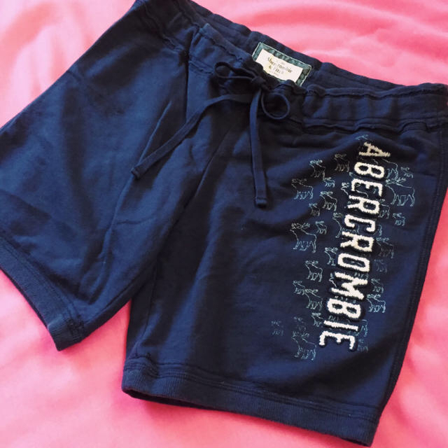 Abercrombie&Fitch(アバクロンビーアンドフィッチ)のAbercrombie コットンパンツM レディースのパンツ(ショートパンツ)の商品写真