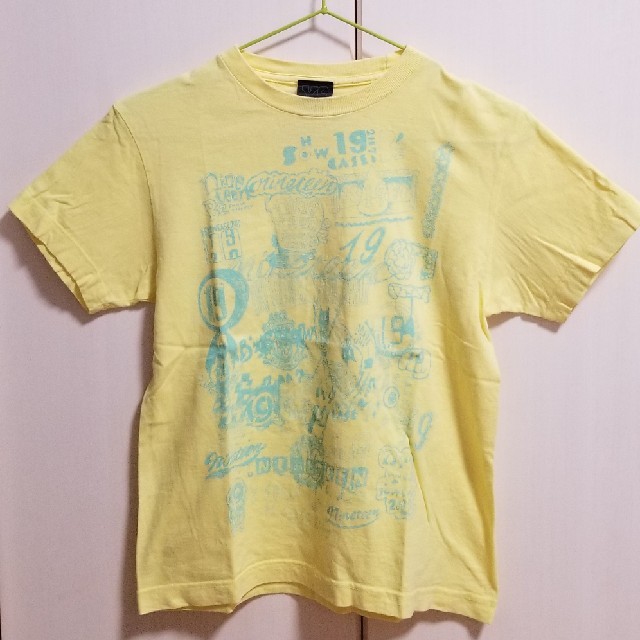 B'z SHOWCASE 19  2007年 黄色Tシャツ XS エンタメ/ホビーのタレントグッズ(ミュージシャン)の商品写真