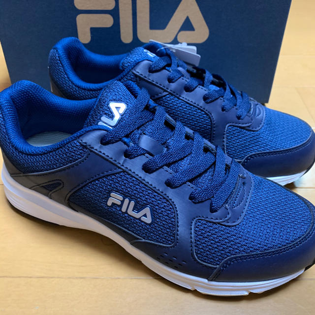 FILA(フィラ)のFILA フィラ　ランニングシューズ　ブルー　26.5cm メンズの靴/シューズ(スニーカー)の商品写真