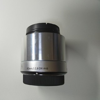 シグマ(SIGMA)のシグマ SIGMA 60mm F2.8 DN マイクロフォーサーズ シルバー(レンズ(単焦点))