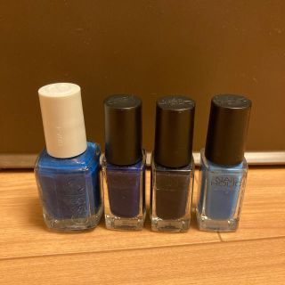 エッシー(Essie)のessie NAIL HOLIC ブルー系　マニキュア4本(マニキュア)