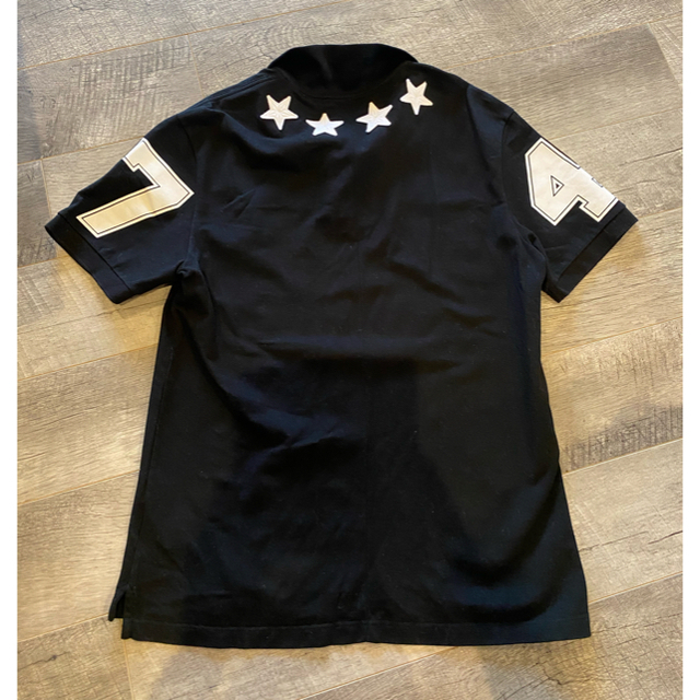GIVENCHY(ジバンシィ)の 値下げ　ジバンシー GIVENCHY スターパッチ　ポロシャツ ブラック  メンズのトップス(Tシャツ/カットソー(半袖/袖なし))の商品写真