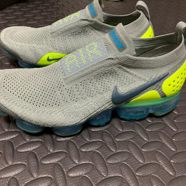 NIKE(ナイキ)のNIKE AIR VAPORMAX MOC 2 フライニット  27.5cm メンズの靴/シューズ(スニーカー)の商品写真