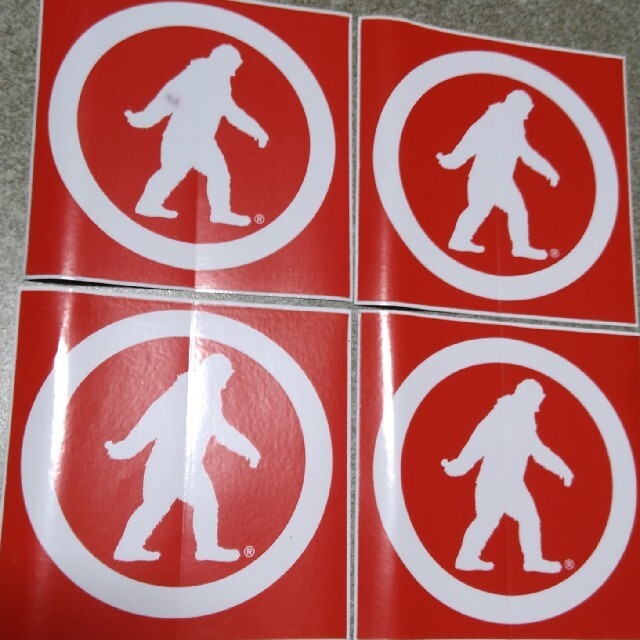 OUTDOOR TECH ステッカー 4枚 インテリア/住まい/日用品の日用品/生活雑貨/旅行(日用品/生活雑貨)の商品写真