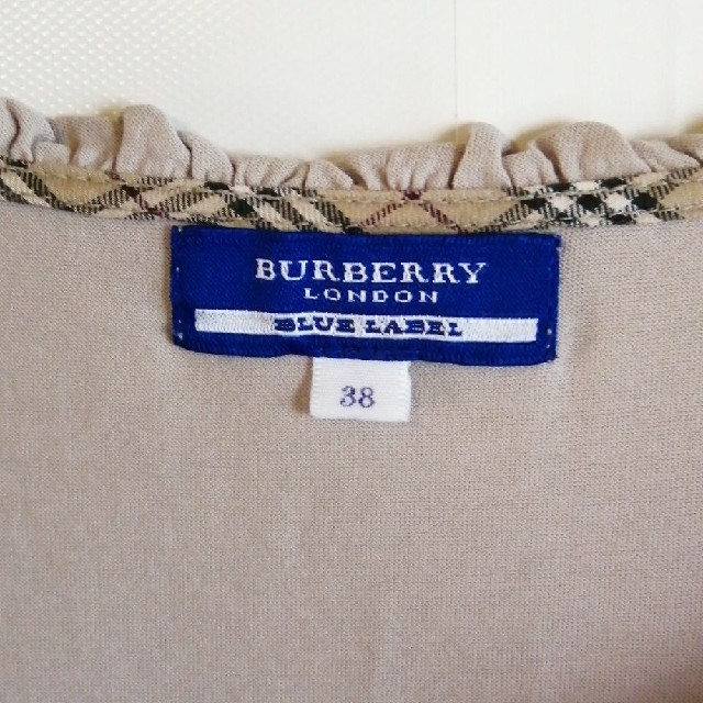 BURBERRY BLUE LABEL(バーバリーブルーレーベル)のバーバリーブルーレーベル  メローTシャツ レディースのトップス(Tシャツ(長袖/七分))の商品写真